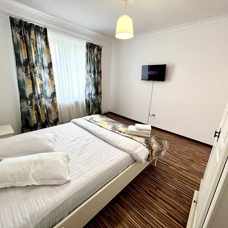 Flh - Mira Apartments Sibiu Exteriör bild