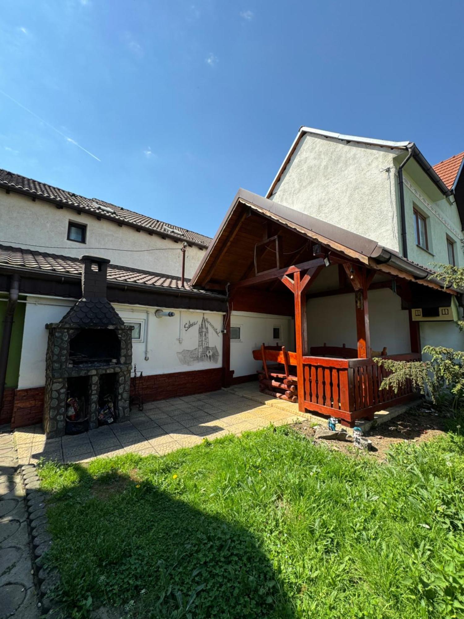 Flh - Mira Apartments Sibiu Exteriör bild