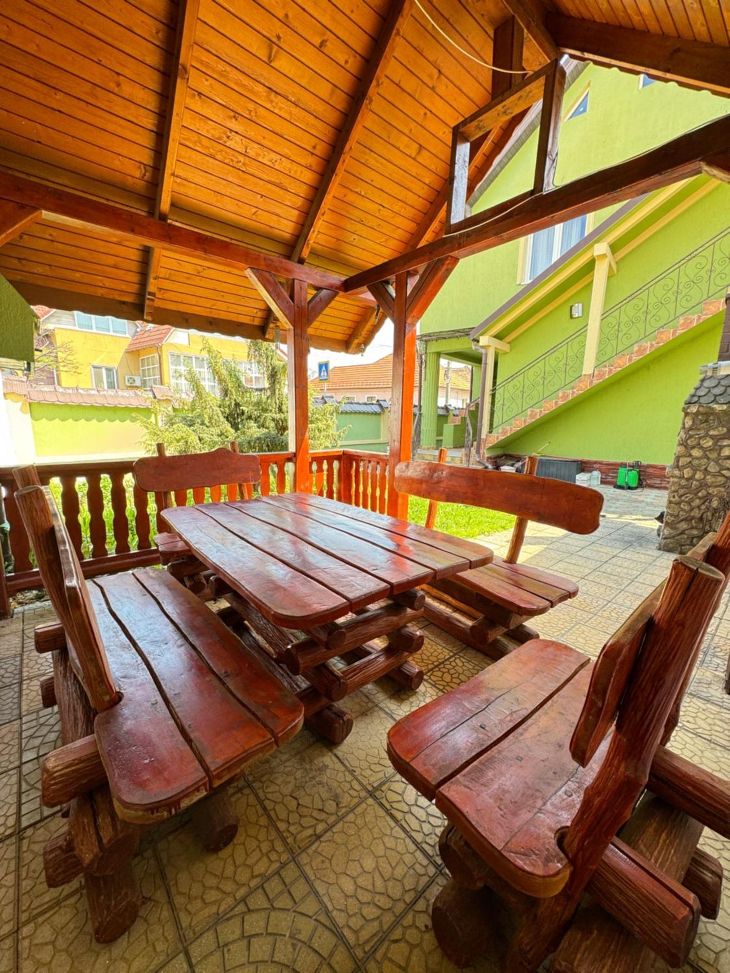 Flh - Mira Apartments Sibiu Exteriör bild