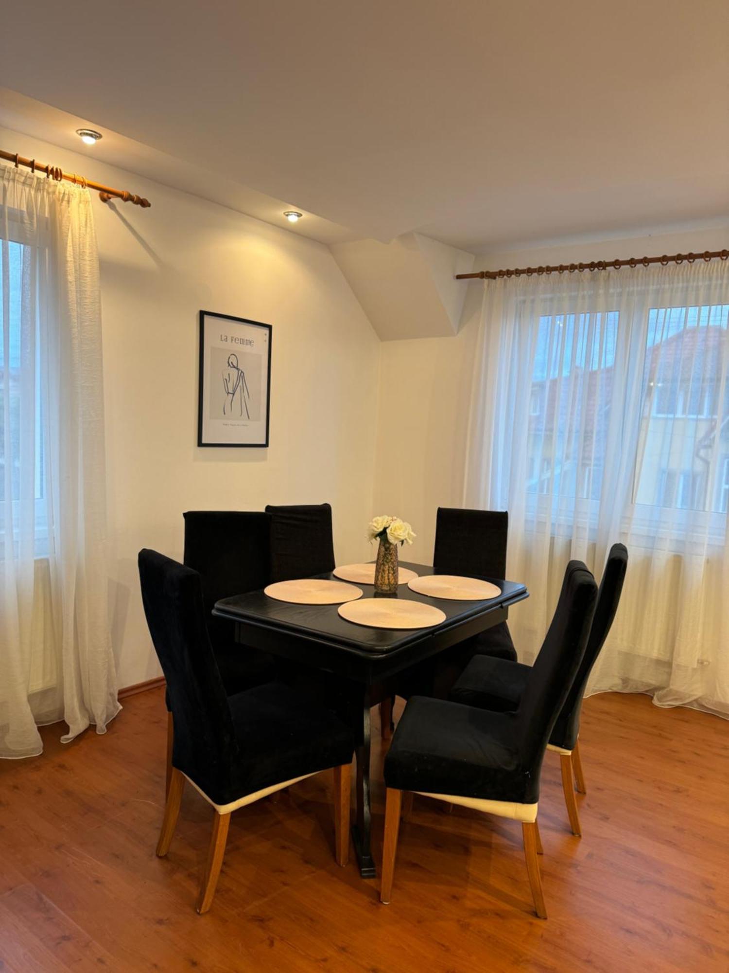 Flh - Mira Apartments Sibiu Exteriör bild